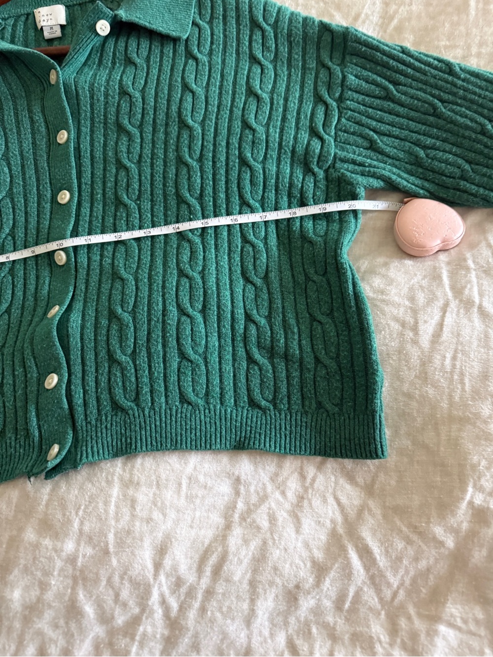 Green Cable-Knit Button-Up Cardigan - Picture 10 of 12